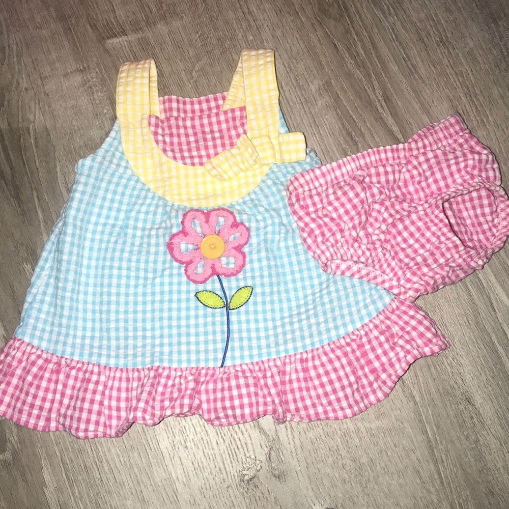 Seersucker Dress and matching bloomers 🌸